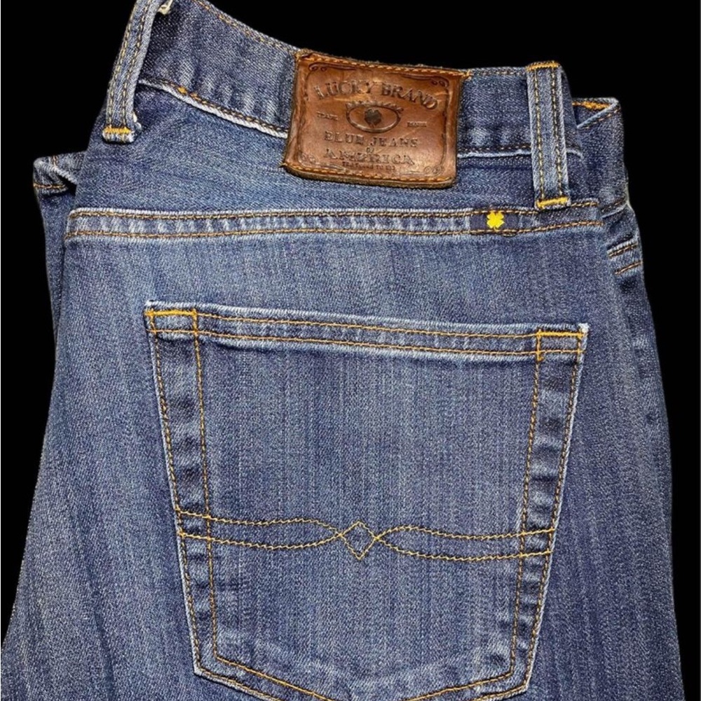 Lucky Brand Jeans ☘️ Size 32 x 32